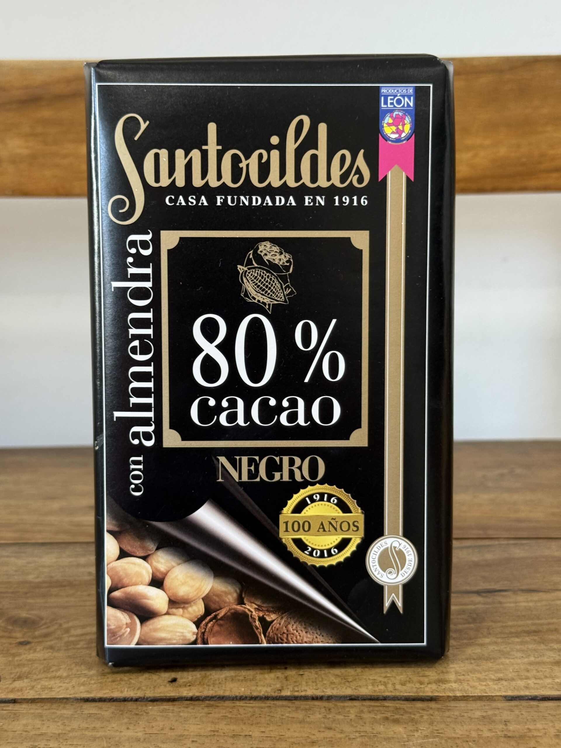 Chocolate Negro con Almendra 80% Cacao Santocildes